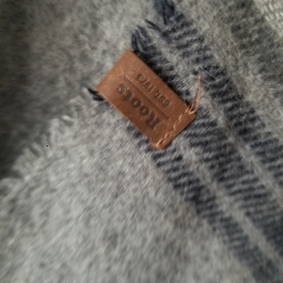 Roots scarf men's oversized wool blend gray blue - Picture 4 of 5